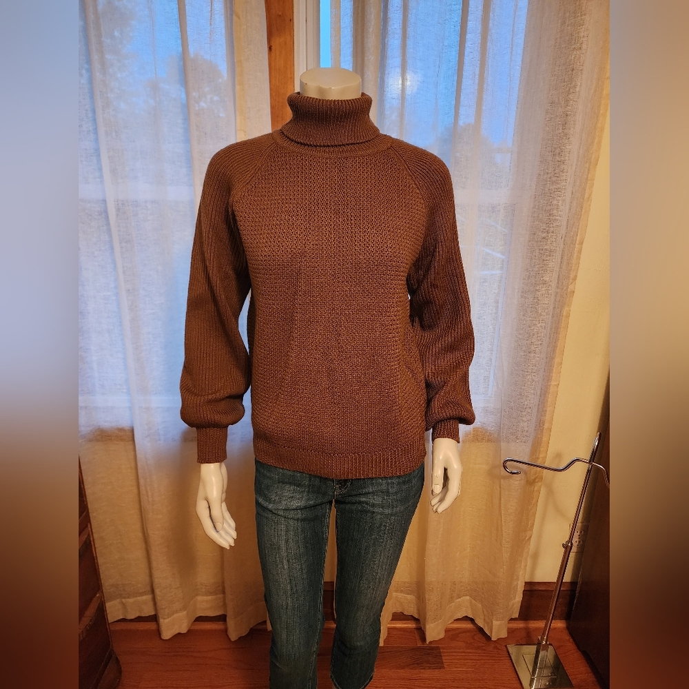 Vtg. Turtleneck Sweater